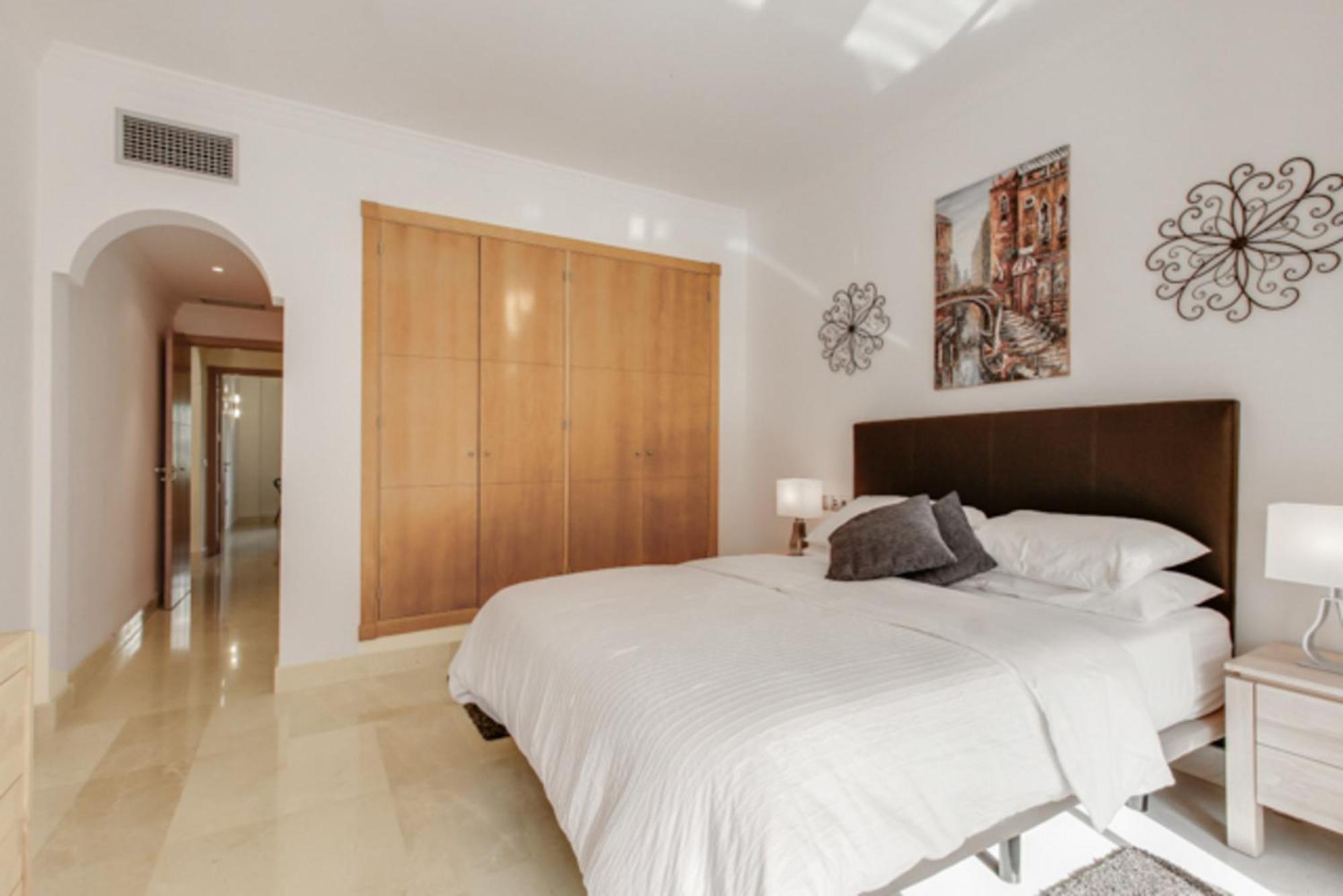 Aloha Hill Club Lluxury 5 Star Golf Resort Near Puerto Banus And Marbella Exterior foto